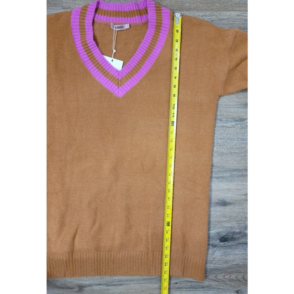 NWT Skylar Rose Oversized V Neck Brown And Pink‎ Sweater Size XS